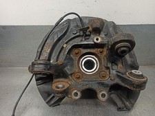 33406797570 achsschenkel